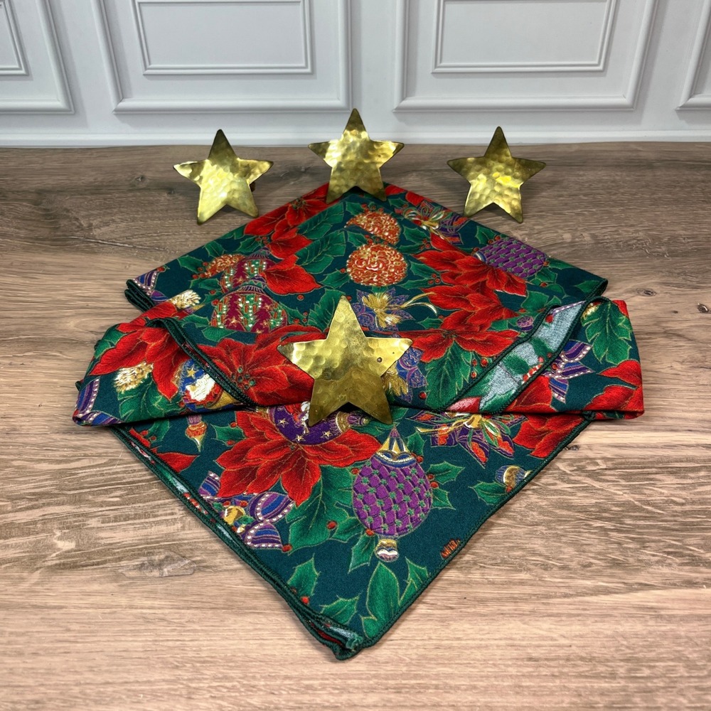 Vintage Christmas Napkin Set of 4 with Hammered Brass Star Napkin Rings 8pc